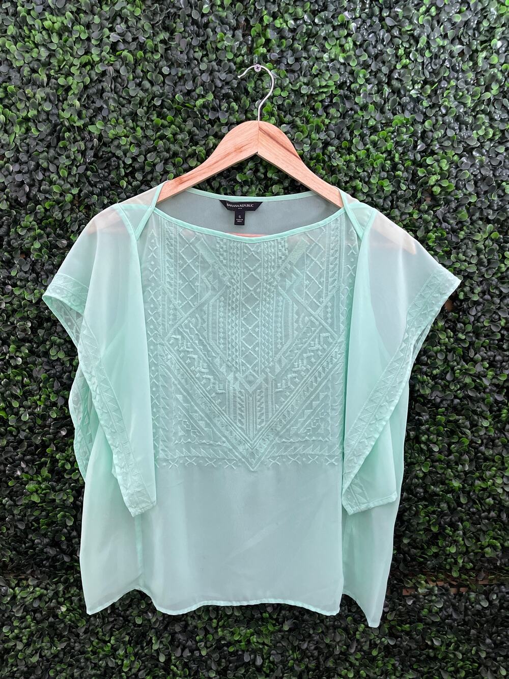 Banana Republic, Cropped Shear Blouse, Women’s Size Small